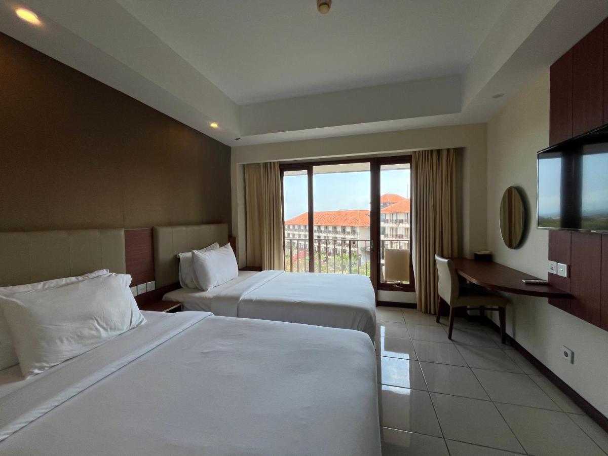 New Kuta Hotel Uluwatu Exterior foto